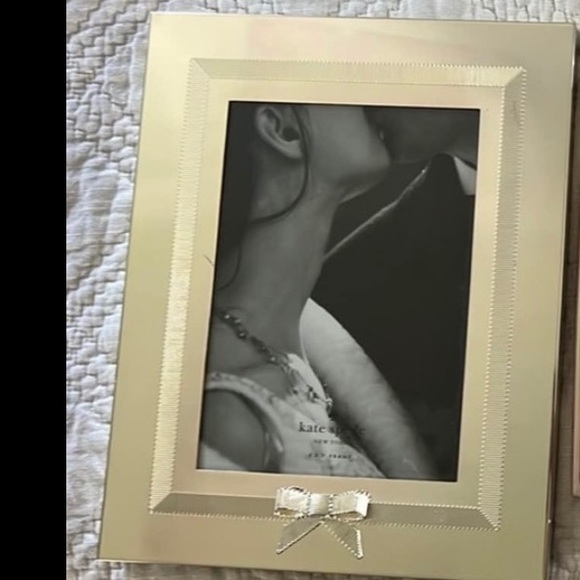kate spade Other - Kate Spade silver frames 5x7